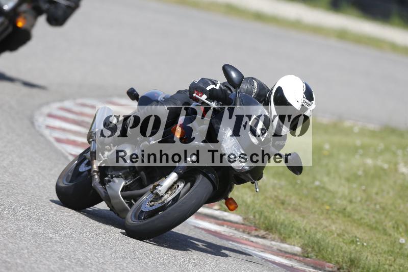 Archiv-2025/09 22.04.2025 Cornu Master School ADR/gruen-vert/14